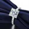 Witgoud gevuld vierkante ringen kubieke zirkoon bruiloft verloving voor vrouwen tasje bijoux femme anillo 079 cluster