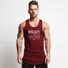 Muscleguys Summer fashion Bodybuilding senza maniche canotta da uomo Abbigliamento fitness Cotone allenamento palestra Stringer gilet da uomo 210421