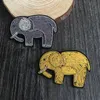 Urocza Boja Broszka DIY Gold Grey Elephant Haft Haft ROZDZIAŁ Senior Indian Silk Clothing Animals