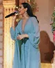 Wunderschöne Plus Size Dubai Arabisch Aso Ebi Jumpsuits Ballkleider Sexy Chiffon Perlen mit tiefem V-Ausschnitt und langen Ärmeln Abend formelle Partykleider Tragen Sie nach Maß