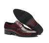 Hommes luxurys wingtip oxford chaussure en cuir authentique Brogue de chaussures habillées masculines