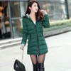 Korea Mode Kvinnor Vinter Jackor Hooded Slim Bomull Polded Kvinna Långt Rad Varm Tjockad Casual Parkas Plus Storlek D247 210512