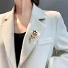 Pins Brooches Korean Flower Pearl For Women Crystal Suit Scarf Buckle Lapel Fashion Corsage Jewelry Colthing Accessories Seau22