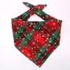 Vêtements pour chiens Bandana de Noël Buffalo Plaid Flocon de neige Écharpe pour animaux de compagnie Triangle Bavoirs Foulard Costume Accessoires pour petits chiens Chats