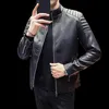 Herrjackor 2021 Spring Jacket mode faux läderrock blixtlås bilmotorcykel lokomotiv toppkläder