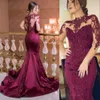 2023 Balo Elbiseleri Seksi Lüks Arapça Denizkızı Koyu Kırmızı Bordo Mücevher Boyun İllüzyonu Uzun Kollu Dantel Aplikler Kristal Boncuklar Parti Gowns Akşam Elbisesi Suudi Arabistan