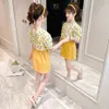 Teenager-Mädchen-Sommerkleidung, Blumen-T-Shirt + kurze Schärpen, Sets, lässiger Stil, Kinder-Trainingsanzüge 210528
