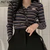 MATAKAWA automne à manches longues femmes pull coréen contraste couleur rayé col en v était mince tricoté Cardigan haut 210513