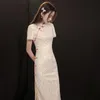 民族の服中国の夏の伝統的なチャイナのドレスシンプルなスタイルの女性たちの乙女山の若いエレガントなレトロなボディコンが長いQipaoを改善