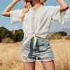 Kobiety Lato Casual T-shirt Solid White Ladies Tshirts V-Neck Bandaż Hollow Out Loose Fashion Female Tee Topy Proste 210518