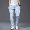 Summer Business Casual Light Blue Jeans Comodi e morbidi Pantaloni dritti da uomo in cotone elasticizzato di alta qualità 211108