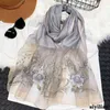 Lady Floral Haft Silk Wool Scarf Kobiety Hidżab Kobiet Foulard Pashmina Długie Stole Szal Wrap Wiosna Ciepłe Szaliki Bandana Y220228