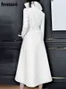 Nerazzurri Vårbanan Vit Lång Läder Trench Coat för Kvinnor Ärme Elegant Lyx Fashion Womens Coats Designer 211130