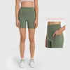 L-178 Calças de ioga de cintura alta com linha T com sensação de nudez elásticas apertadas para mulheres fitness calças de moletom slim fit bolsos laterais embutidos shorts esportivos