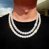 män square pendant gold necklace