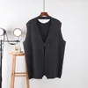 Höst Vinter Koreansk Back Hollow Casual Slit Ärmlös Sweater Vest Kvinnors Waistcoat Jul Röda Stickade Vest Kvinnor 210420