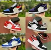 2021 Low 1 1s University Blue Hommes Basketball Chaussures Black Toe Court Purple UNC Light Smoke Grey Reverse Bred Hyper Royal Laser Orange Women