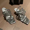 Sandalen Frauen 2021 Weibliche Spike Heels Schuhe Mode Sommer Kette Damen Partei Folien für Frau hoch