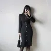 Stickning koreanska damer sexig långärmad kontor varm fest midi klänning för kvinnor Kina kläder 210602