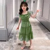 Abiti da ragazza elegante stile coreano stile principessa per neonate bambini fuori spalla arricciata solida estate