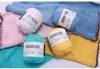 1 ADET 50G 100% Pamuk Yumuşak Penye Eşarp DIY Zanaat Yeni Konu Örme Tığ Lot 8ply Sıcak İplik Kazak Renkli Yün Babycare Y211129