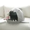 Afneembare natuurlijke vilten kat bed ademend huisdier grot huis met kussen rits ontwerp 18 modellen opvouwbare haaienvorm 211111