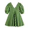Sommargrön Kvinnors Plaid Sexig Klänning Sukienka Puff Sleeve V-Neck A-Line Vintage 210514
