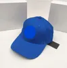 Famoso marchio Fashion Baseball Hat Cap Snapbacks per uomo donna 4 colori Disponibile