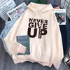 Lettre Never Give Up Print Sweatshirts Homme Casual Pocket Loose Hoody Streetwear Cartoons Sweat à capuche confortable Top Hip Hop Hoodies H1227