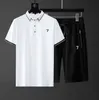 Brev Skriv ut Mens Designer Tracksuits Fashion White Black Men Sport Wear Man Desigenr Polo och Shorts