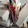 Guitare électrique Semi-Hollow Body Golden Hardware 2 micros avec grand pont de trémolo, touche en palissandre