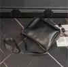 Оптовая продажа, фабричная мужская сумка через плечо, 4 стиля, клетчатая сумка почтальона в британском стиле, уличная супер-флип, кожаная сумка, соответствующая цвету, простой универсальный черный рюкзак 20106