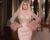 Avondjurk Yousef Aljasmi Zuhair Murad Myriam Tarieven Hoge Hals Roze Schede Feather Silver Crystals Lange Mouw Bodycon Kim Kardashian Kylie Jenner