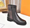 2021 Kvinnors märke Martin Boots Äkta läder Material Toppkvalitet Fashion Non Slip Winter 35-40 Storlek