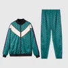 남자 Tracksuit 디자이너 옷 패션 망 스포츠 정장 Womens 럭셔리 스웨트 슈트 슈트 남자 고품질 트랙스 캐주얼 후드 힙합 힙합 커플 따뜻한 운동복