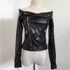 Faux Leather Coat Kvinnor Svart Röd Slank PU Höst Vinter Långärmad Fashion Short Piece Jacket LR378 210531