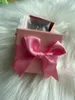 Modedesigner -Hölzer Ohrringe für Frauen mit glänzendem Kristall CZ Diamant Briefstil Ohrringe für Party Hochzeit Schmuck rosa Geschenkbox