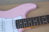Custom Shop Relic Aged Pink E-Gitarre, Palisander-Griffbrett, Tremolo-Brücke, Whammy Bar, Vintage-Tuner, HSS-Tonabnehmer