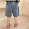 Sommer hübsche Jungenmode zerrissene Jeansshorts Kinder coole lose kaputte Jeans 210615