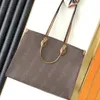 Onthego Designer Tote for Women Women Forming حقيبة يد كبيرة حقائب الكتف الأزياء حقائب اليد الصغيرة الفاخرة TOUSAT