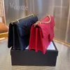 Luxo Clássico Senhoras Chain Bolsa Crossbody Saco Bags Bags Carteira 2 Cores V-Shaped Love Padrão Design de Alta Qualidade Caixa de Tecido de Couro