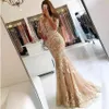 Eleganti abiti da ballo a sirena in pizzo champagne 2021 Sheer Mezze maniche Backless Illusion Jewel Neck Abiti da sera convenzionali Indossare abiti da festa