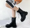 Mulheres Botas Triple Black Platform Shoes Lady Womens Boot Lace-Up Saltos Sapatos de Couro Treinadores Esportivos Sneakers 10