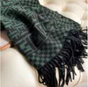 2021 Winter Sjaal Vrouwen Cashmere Lady Stoles Design Print Vrouwelijke Warme Sjaals en Wraps Dikke Omkeerbare Sjaals Deken