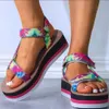 Sarairis Blandad Färg Hook Loop Open Toe Sandals Kvinnor Tjock Botten Casual Fashion Ladies Skor Y0721