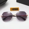 Designer Sunglasses Mens Womens Eyeglasses Outdoor Shades Metal Frame Fashion Classic Lady Sun glasses Mirrors for Women