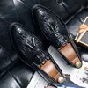 Style Vintage Casual designer Hommes Chaussures En Cuir De Haute Qualité Formelle Robe Mocassins D'affaires De Mariage Gland Brogue luxe Chaussure
