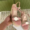 2021 Fashion Girl Slope Heel Sandaler, högkvalitativa, bekväma fötter, vackert, elegant temperament, värt att ha