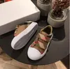 2021 NEWkid run sapato xadrez designer bebê menina tênis tênis crianças escola ginásio tênis menino sapatos de couro preto treinador de futebol adolescente crianças enviar com caixa