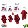 Familie Kerstmiskleding Letter Pak Kids Mama en Me Kleding Moeder Dochter Vader Baby Matching Outfits 210429